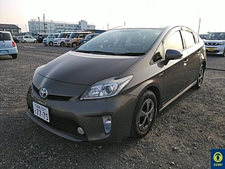 TOYOTA PRIUS 2013