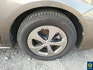 TOYOTA PRIUS 2013