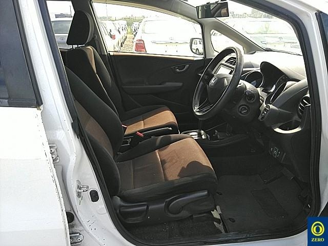 HONDA FIT SHUTTLE 2014