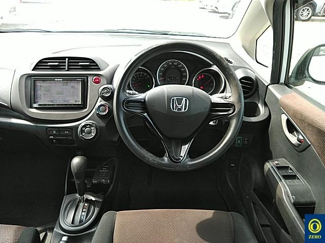 HONDA FIT SHUTTLE 2014