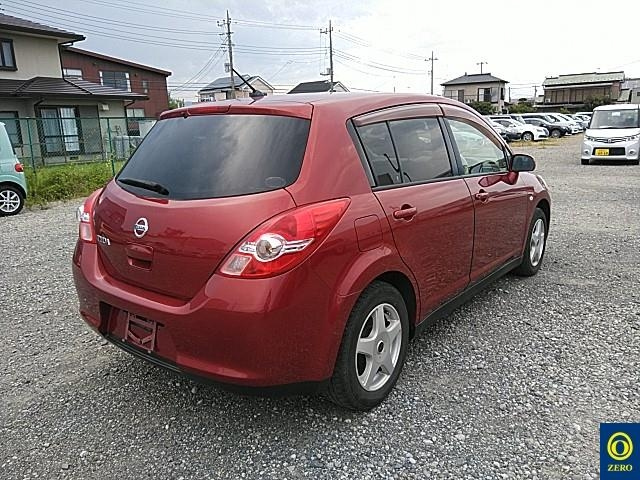 NISSAN TIIDA 2008