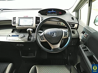 HONDA FREED 2014