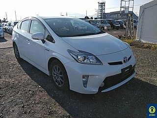 TOYOTA PRIUS 2014
