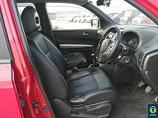 NISSAN X-TRAIL 2012