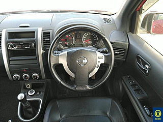 NISSAN X-TRAIL 2012