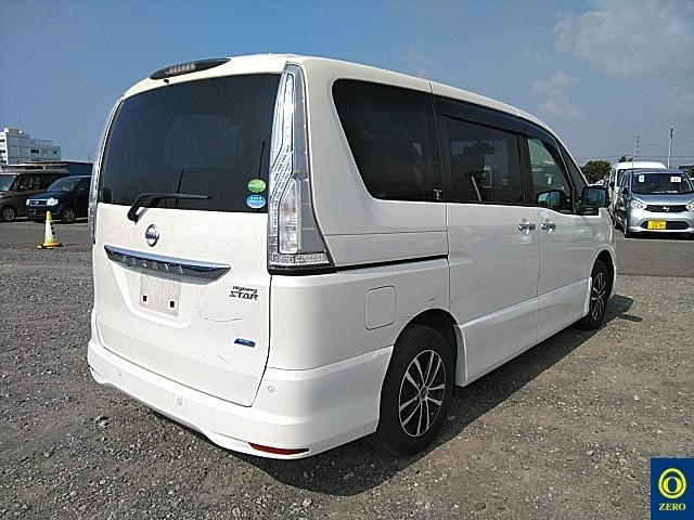 NISSAN SERENA 2014