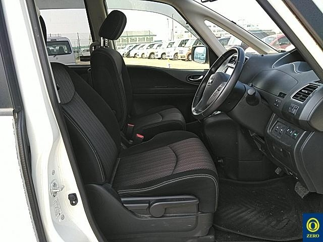 NISSAN SERENA 2014