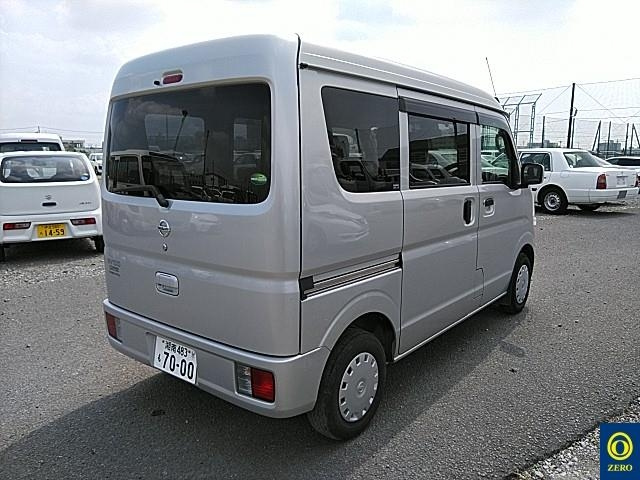 NISSAN CLIPPER VAN 2018