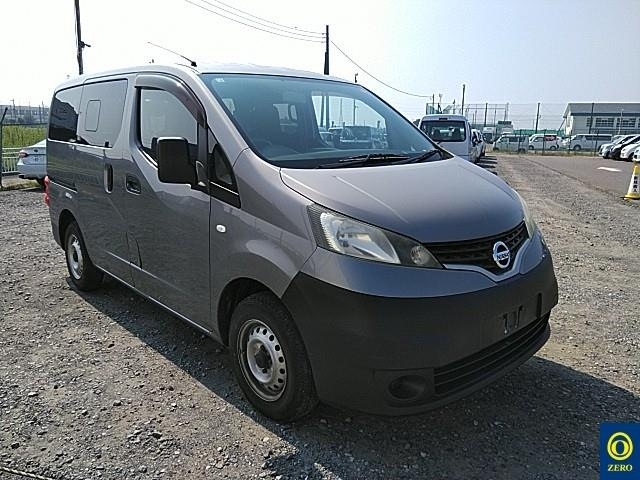 NISSAN NV200 2012