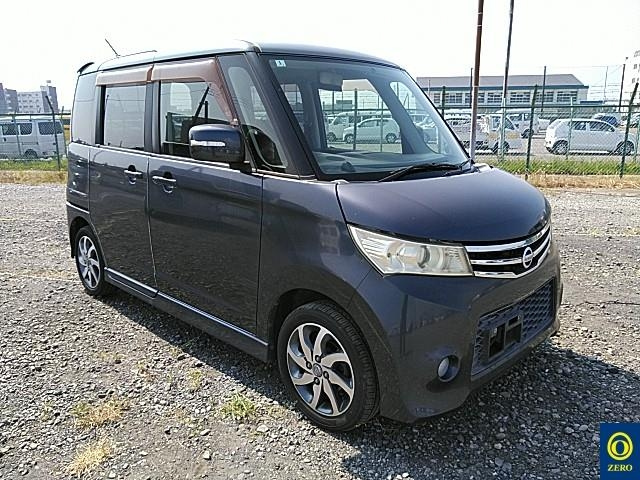 NISSAN ROOX 2010