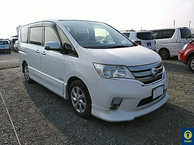 NISSAN SERENA 2013