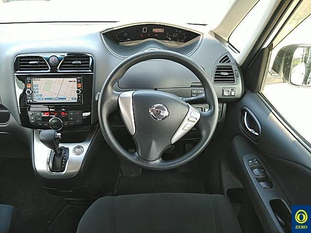 NISSAN SERENA 2014