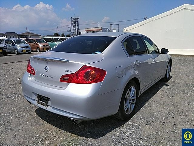 NISSAN SKYLINE 2011