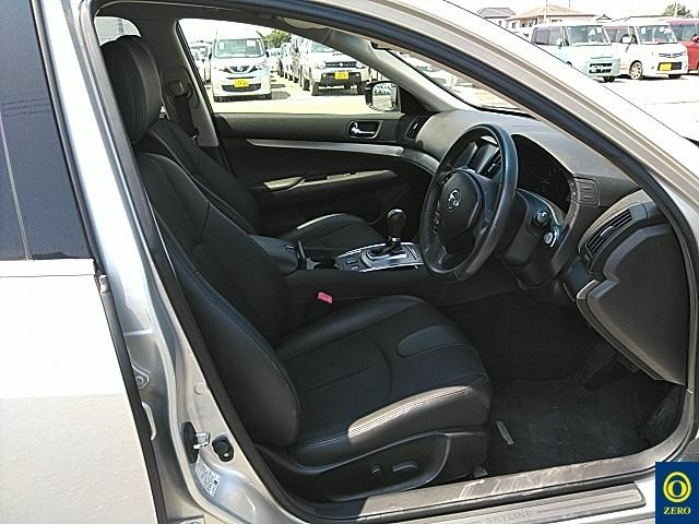 NISSAN SKYLINE 2011