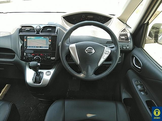 NISSAN SERENA 2012