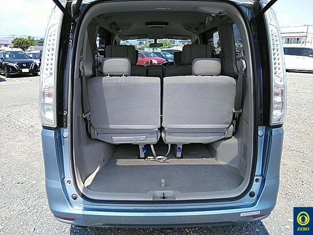 NISSAN SERENA 2012