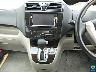 NISSAN SERENA 2012