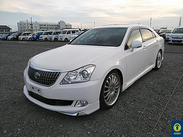 TOYOTA CROWN 2012