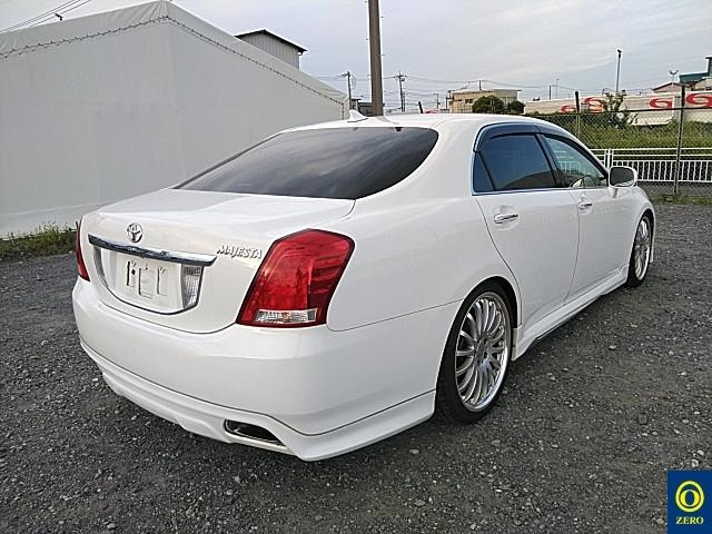 TOYOTA CROWN 2012