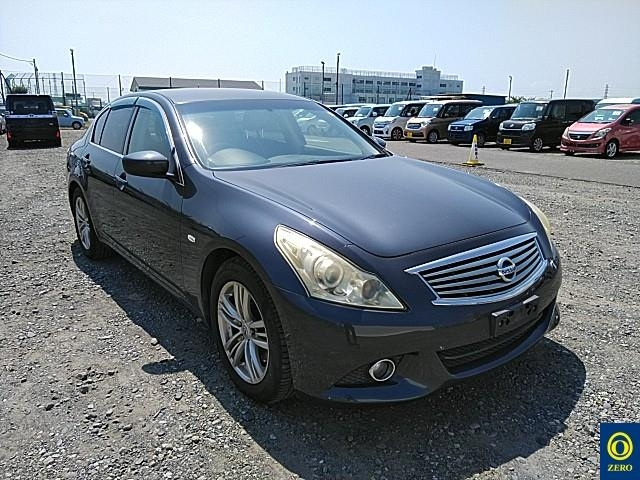 NISSAN SKYLINE 2010