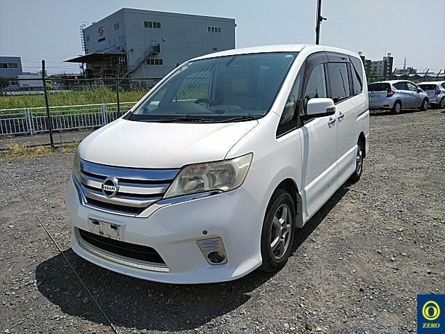 NISSAN SERENA 2010