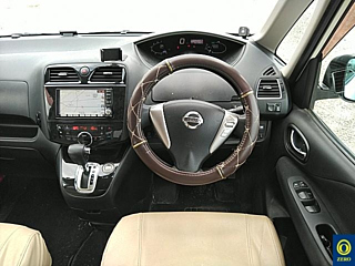 NISSAN SERENA 2010