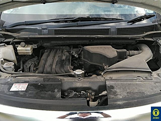 NISSAN SERENA 2010