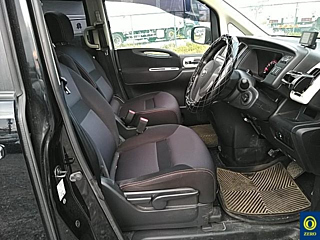 NISSAN SERENA 2010