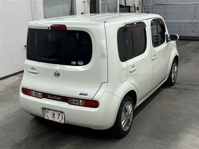 NISSAN CUBE 2010
