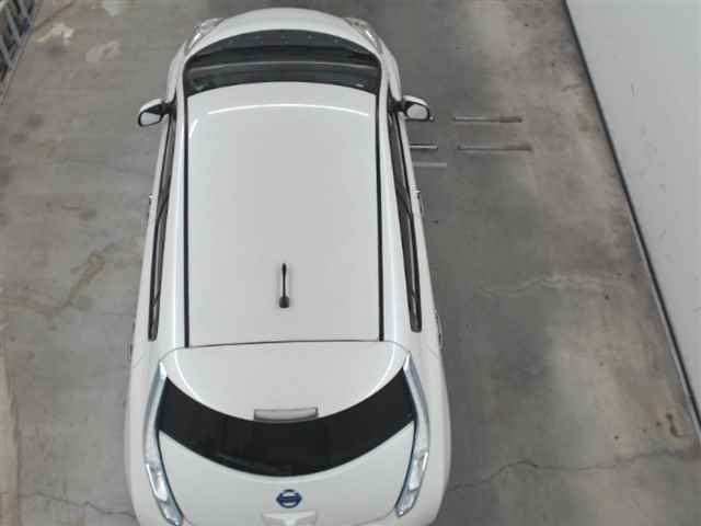 NISSAN LEAF 2012