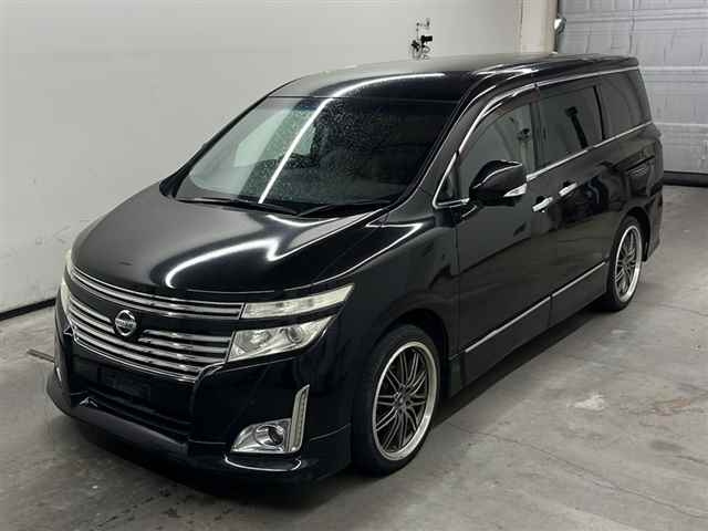 NISSAN ELGRAND 2010