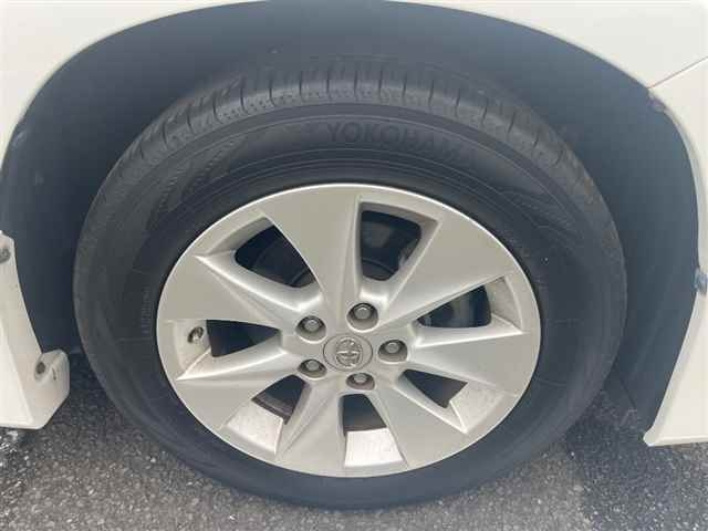 TOYOTA VELLFIRE 2013