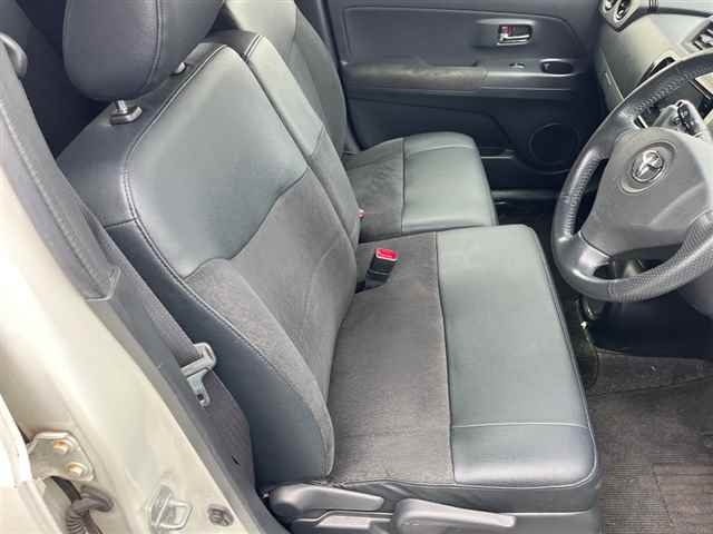 TOYOTA BB 2014