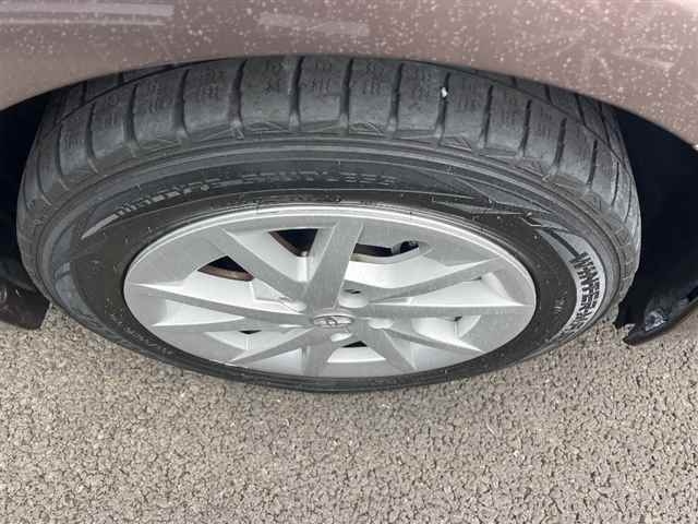 TOYOTA PRIUS ALPHA 2015