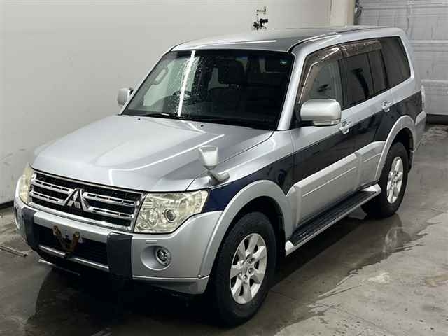 MITSUBISHI PAJERO 2010