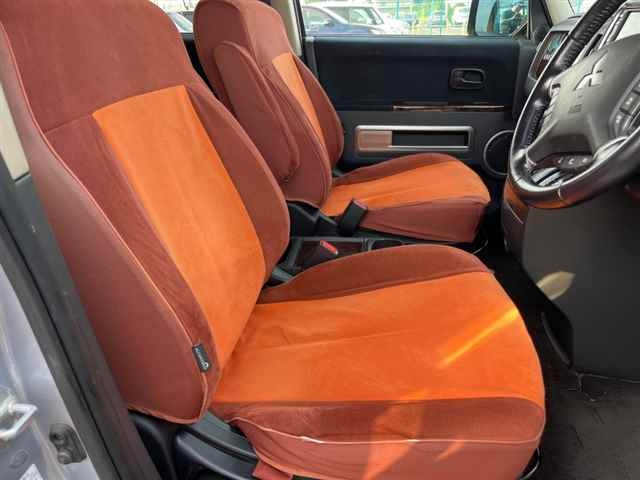 MITSUBISHI DELICA D5 2010