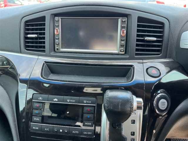 NISSAN ELGRAND 2010