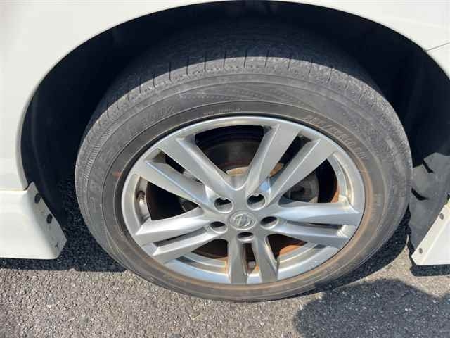 NISSAN ELGRAND 2010