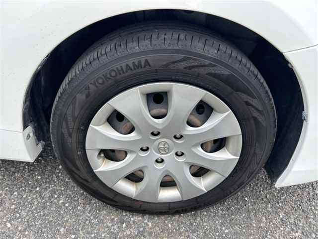 TOYOTA PRIUS ALPHA 2013