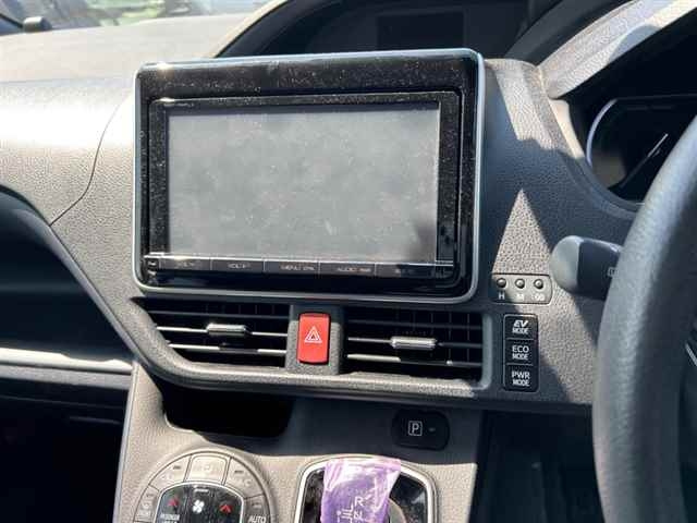 TOYOTA NOAH 2016