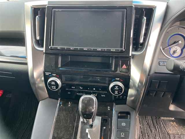 TOYOTA VELLFIRE 2017