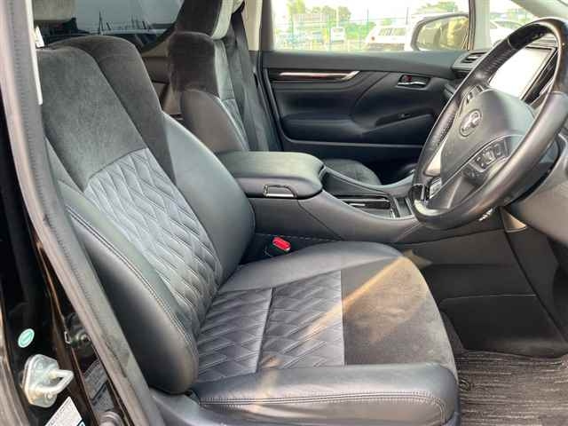 TOYOTA VELLFIRE 2017