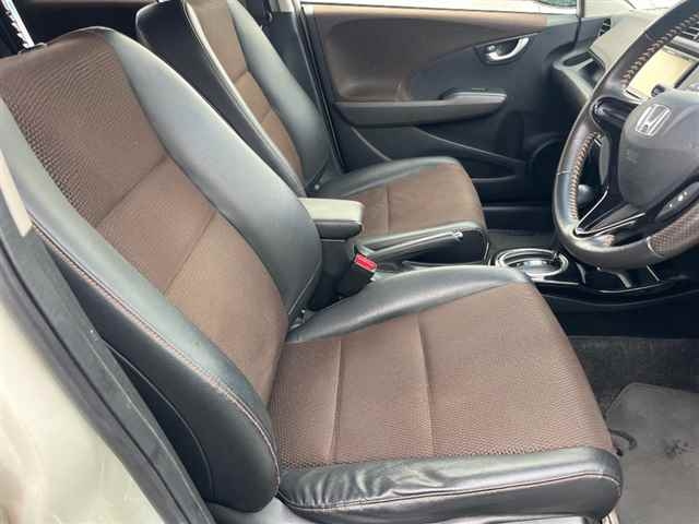 HONDA FIT SHUTTLE 2012