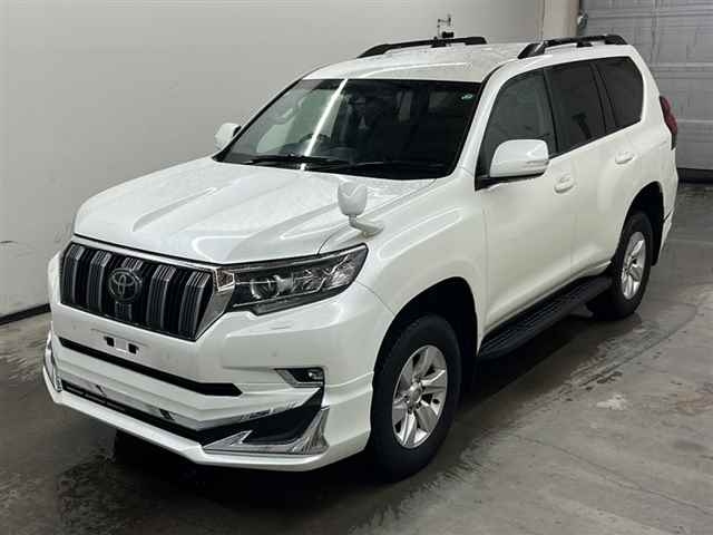 TOYOTA LAND CRUISER PRADO 2019