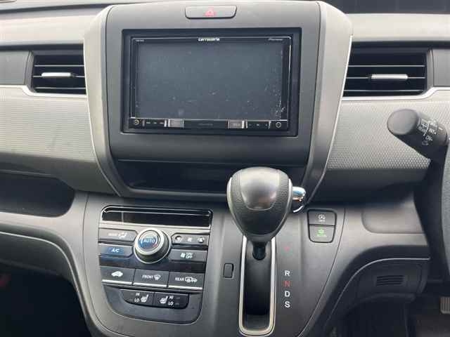 HONDA FREED 2016