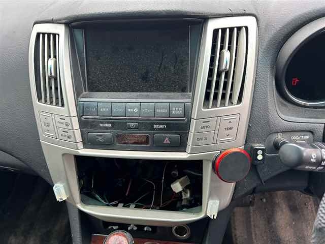 TOYOTA HARRIER 2009