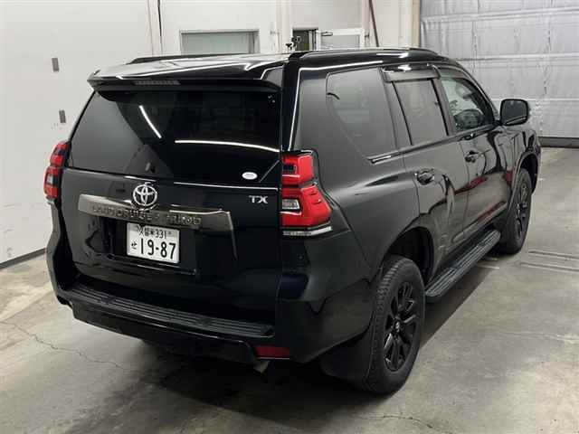 TOYOTA LAND CRUISER PRADO 2021