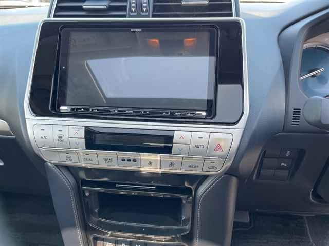 TOYOTA LAND CRUISER PRADO 2021