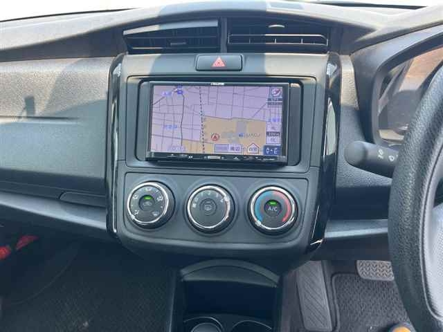 TOYOTA COROLLA AXIO 2018