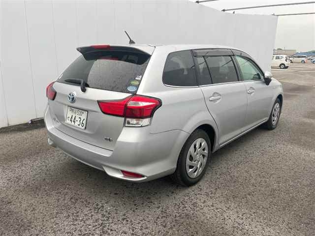 TOYOTA COROLLA FIELDER 2019